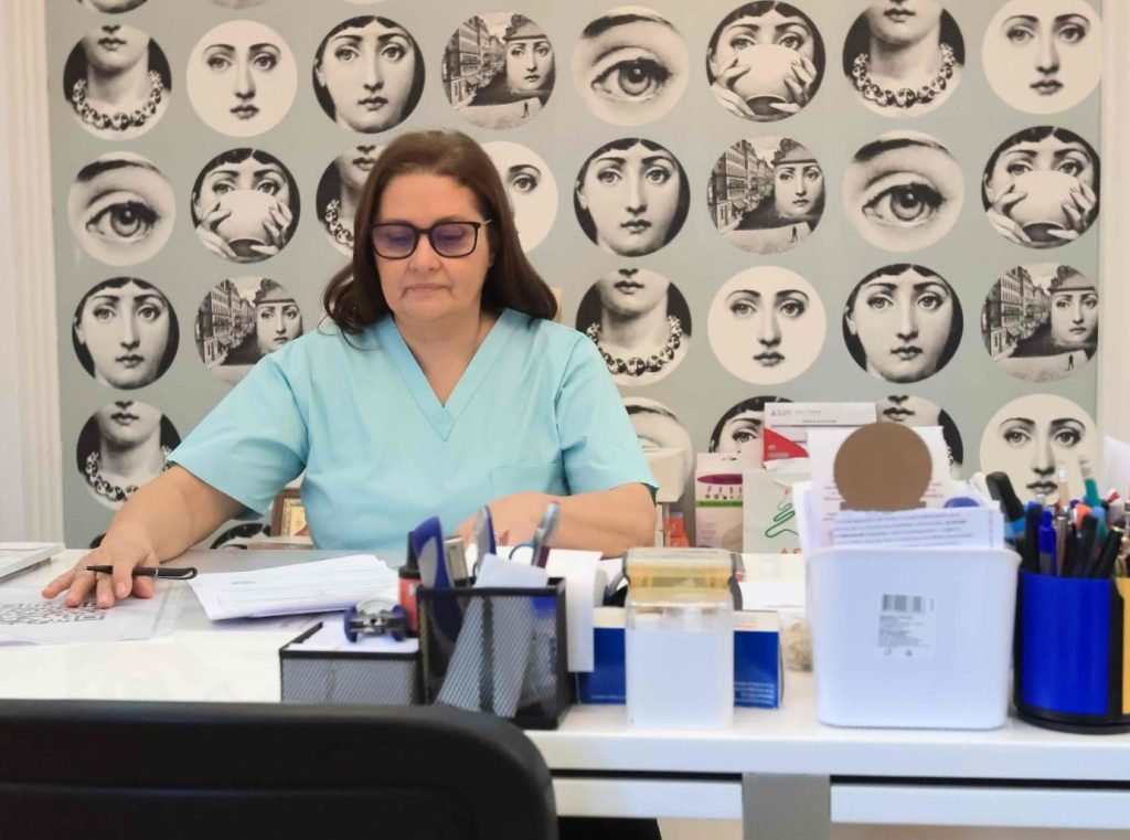 Ce trebuie să știi despre cancerul de col uterin? Ghid complet de la Dr. Lorena Turculeț